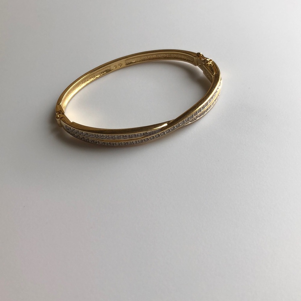 💥SALE💥Genuine Swarovski Crystal Gold Bangle